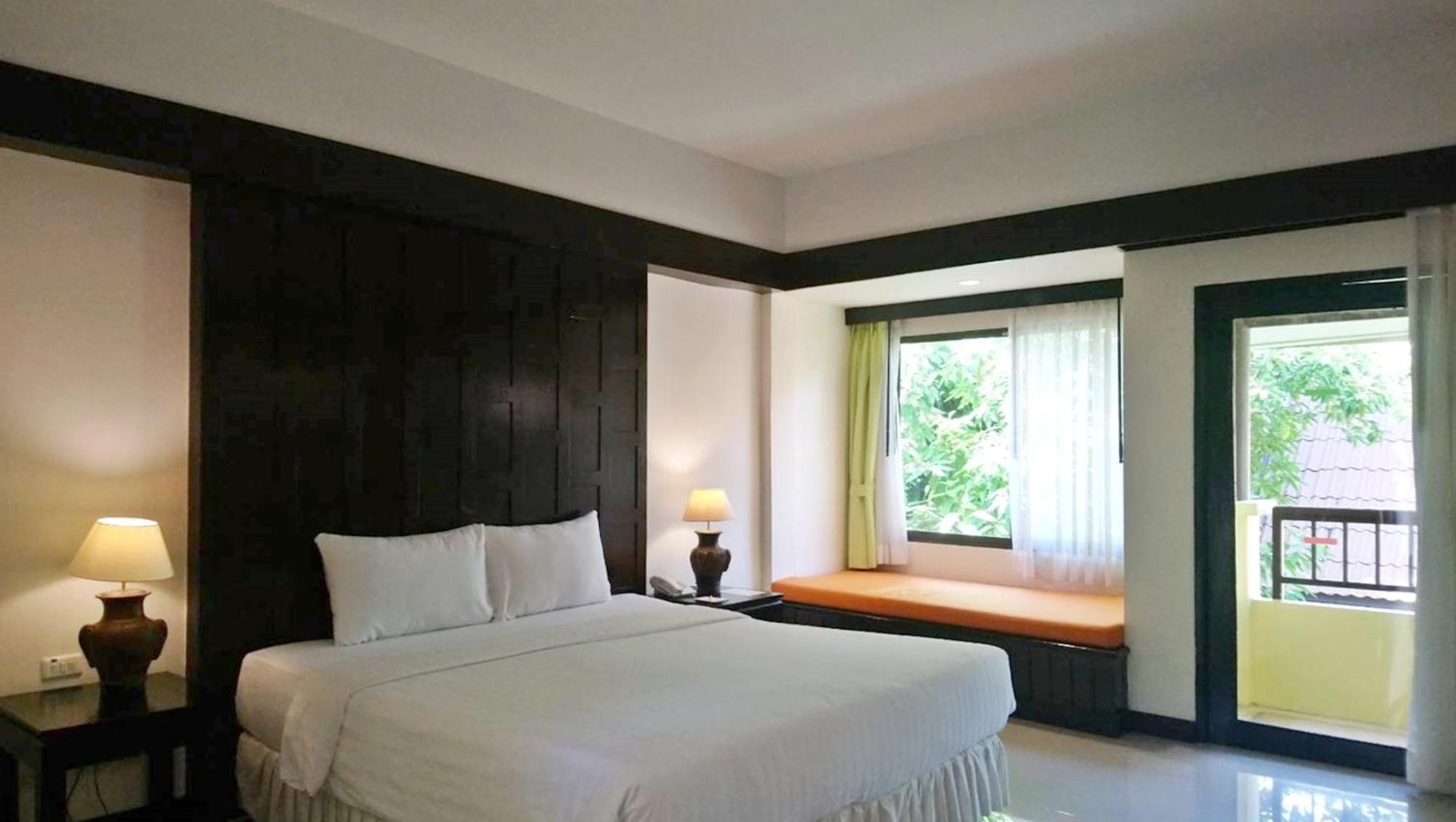 Diamond Cottage Resort & Spa Karon Exterior foto